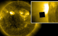 Mᴀssive Black Cube UFO reappears above the surface of the sun